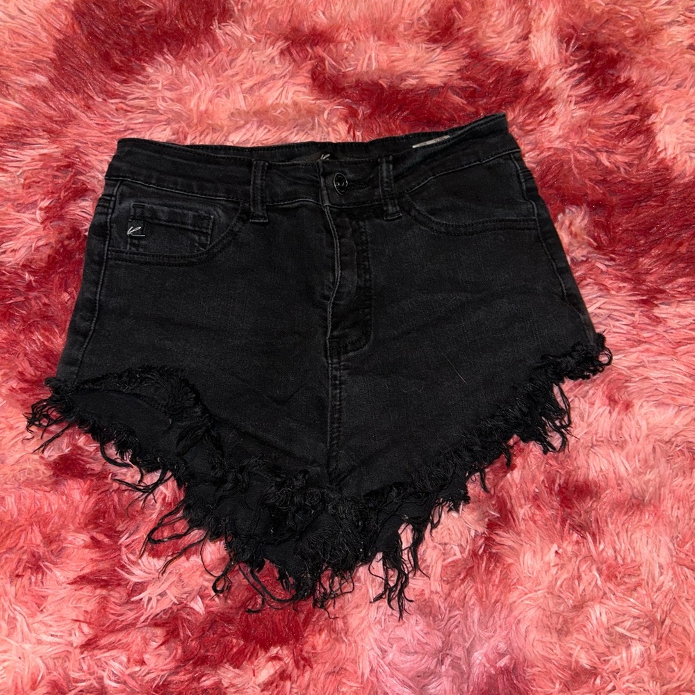 black kancan shorts they don’t fit me anymore
